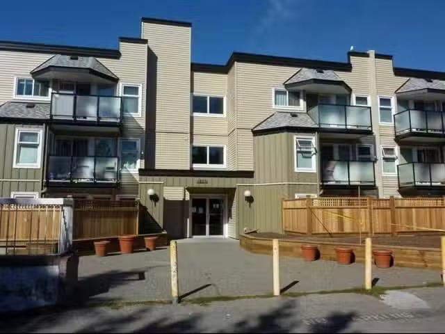 Apartment for sale in Surrey, South Surrey White Rock, 310 185.