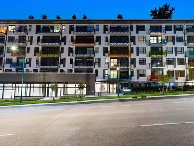 Apartment for sale in Port Moody, Port Moody, 105 2015 St. Joh.