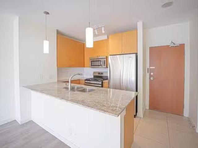 Apartment for sale in Port Moody, Port Moody, 1103 110 Brew St.