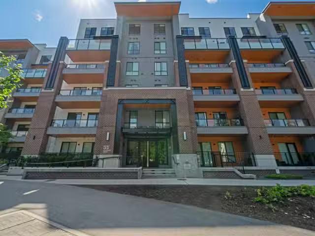 Apartment for sale in Port Moody, Port Moody, 201 55 Klahanie.