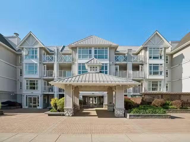 Apartment for sale in Port Moody, Port Moody, 212 3122 St John.