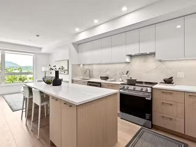 Apartment for sale in Port Moody, Port Moody, 312 150 James Ro.