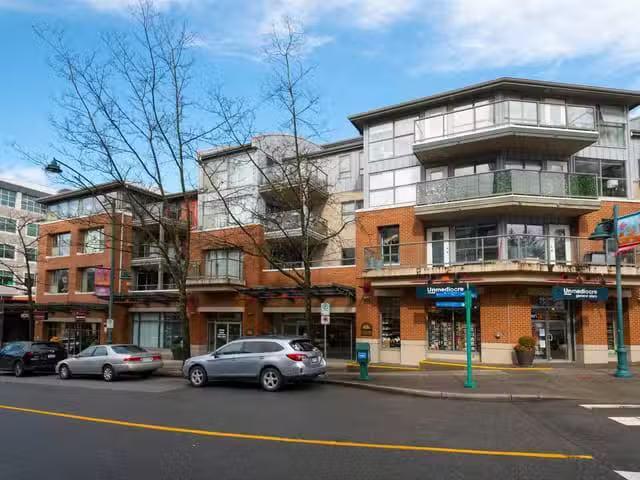Apartment for sale in Port Moody, Port Moody, 314 225 Newport.
