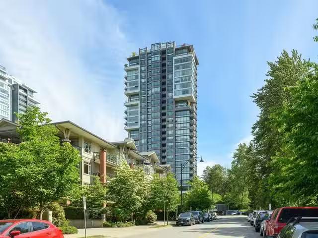 Apartment for sale in Port Moody, Port Moody, 405 301 Capilano.