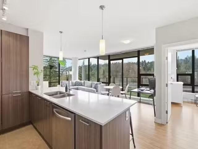 Apartment for sale in Port Moody, Port Moody, 707 301 Capilano.