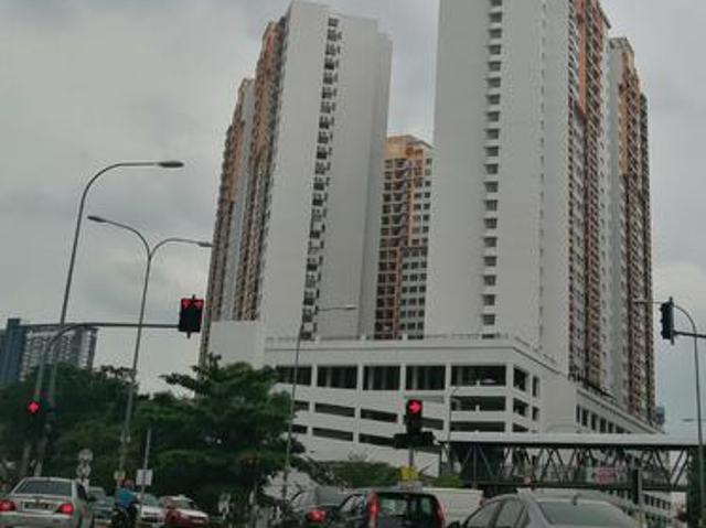 Apartment for Sale In Parklane OUG Service Residence