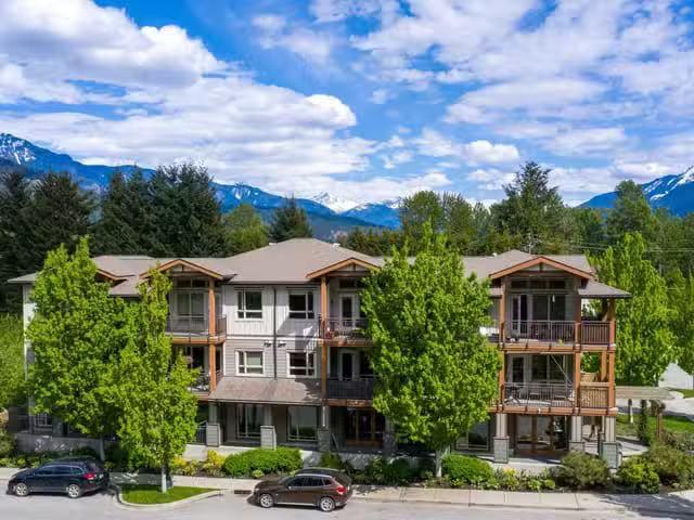 Apartment for sale in Pemberton, Pemberton, 4 7450 Prospect St.