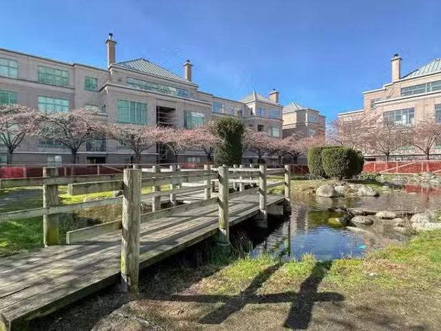 Apartment for sale in Renfrew Heights, Vancouver, Vancouver Ea.