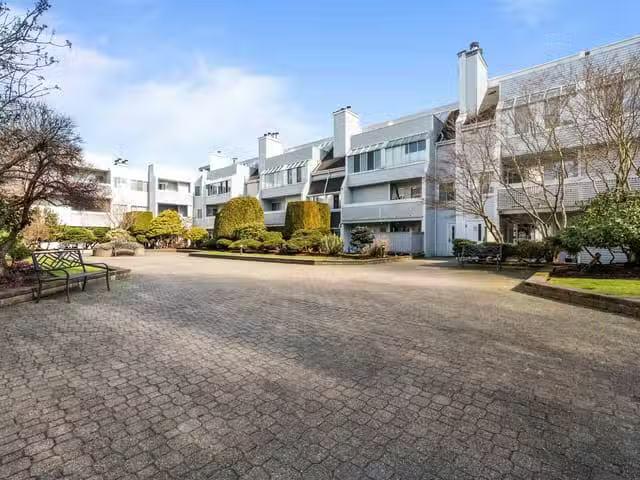 Apartment for sale in Richmond, Richmond, 104 7471 Blundell Ro.