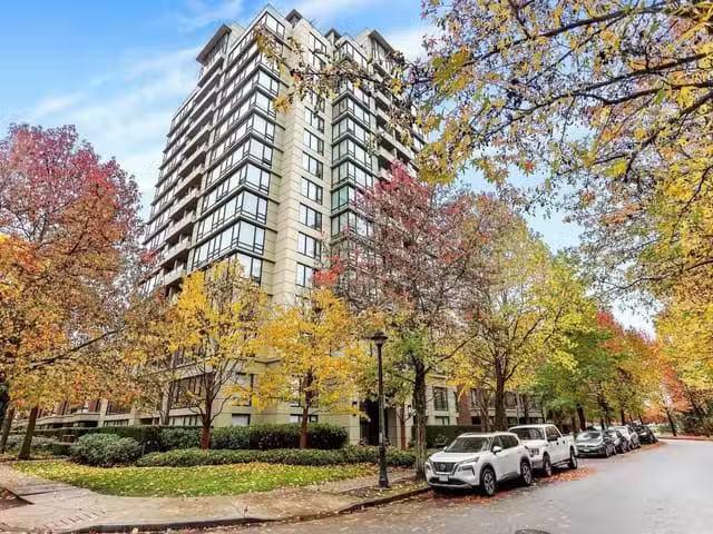 Apartment for sale in Richmond, Richmond, 1705 9133 Hemlock Dr.