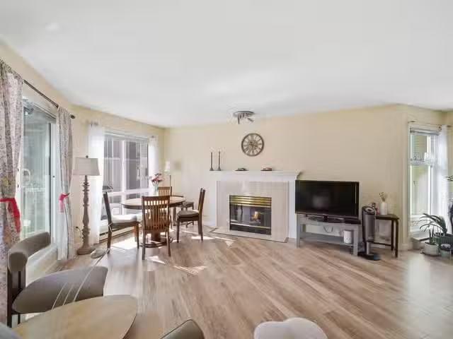 Apartment for sale in Richmond, Richmond, 212 7437 Moffatt Roa.