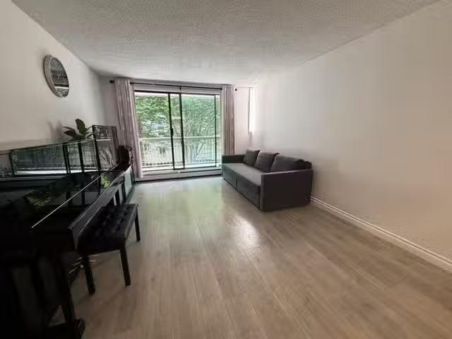Apartment for sale in Richmond, Richmond, 233 8460 Lansdowne R.