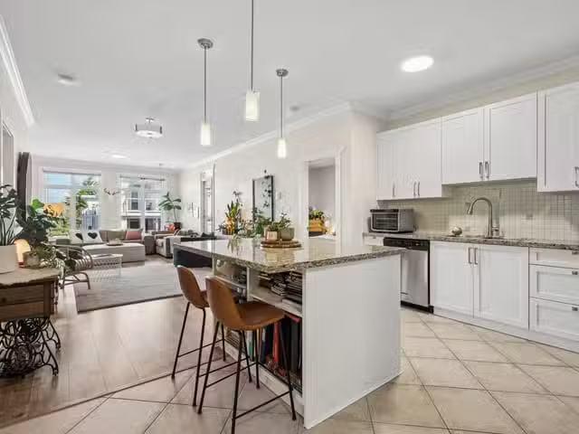 Apartment for sale in Richmond, Richmond, 305 4111 Bayview Str.