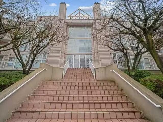 Apartment for sale in Richmond, Richmond, 301 7700 Gilbert Roa.