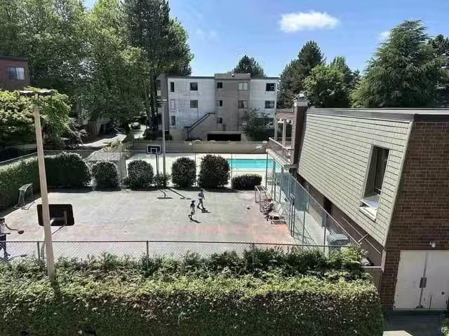 Apartment for sale in Richmond, Richmond, 312 8900 Citation Dr.