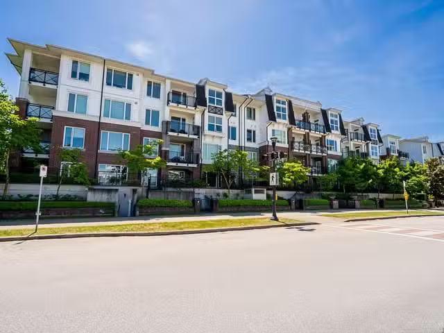 Apartment for sale in Richmond, Richmond, 337 9388 Mc Kim Way.