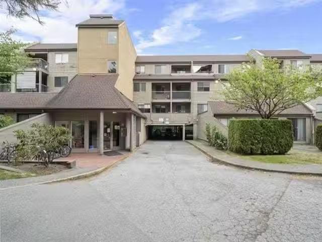 Apartment for sale in Richmond, Richmond, 408 8120 Colonial Dr.