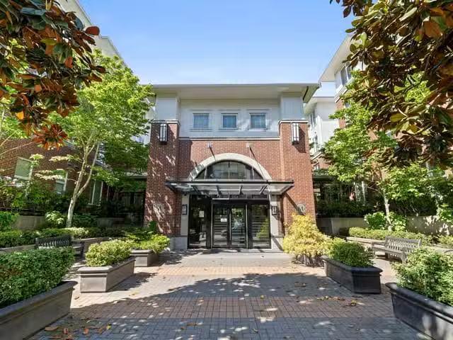 Apartment for sale in Richmond, Richmond, 412 9399 Odlin Road.