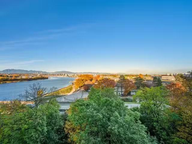 Apartment for sale in Richmond, Richmond, 604 6833 Pearson Way.