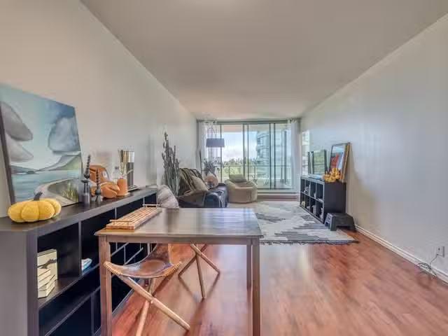 Apartment for sale in Richmond, Richmond, 701 8851 Lansdowne R.