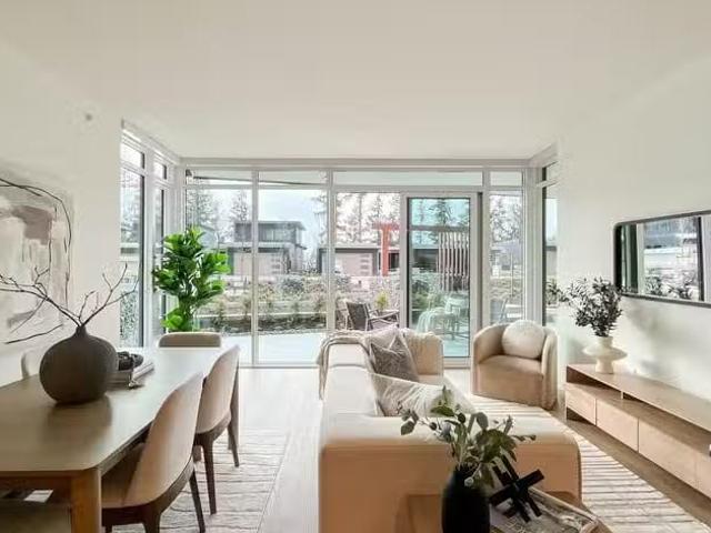 Apartment for sale in West Vancouver, West Vancouver, 102 3963.