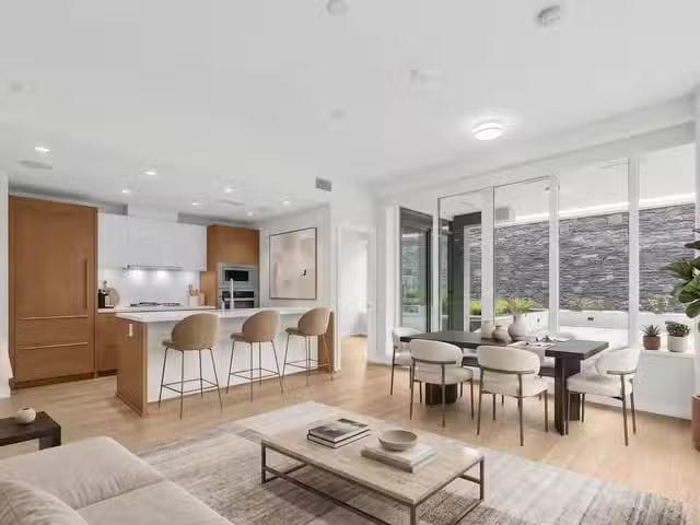 Apartment for sale in West Vancouver, West Vancouver, 507 788.