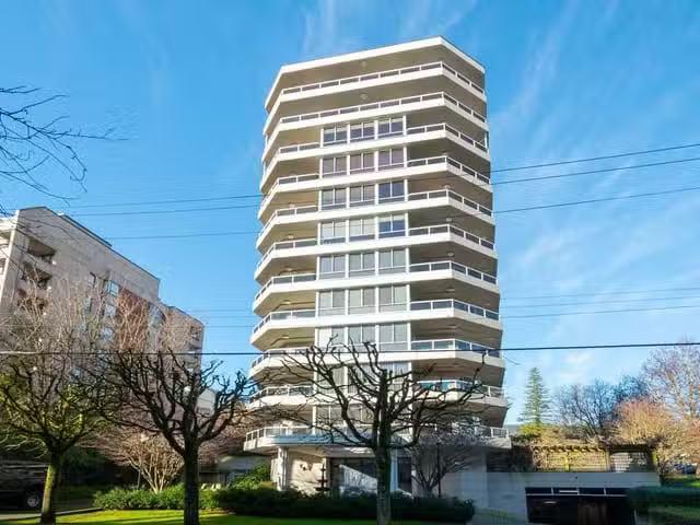 Apartment for sale in West Vancouver, West Vancouver, 9 1717 D.