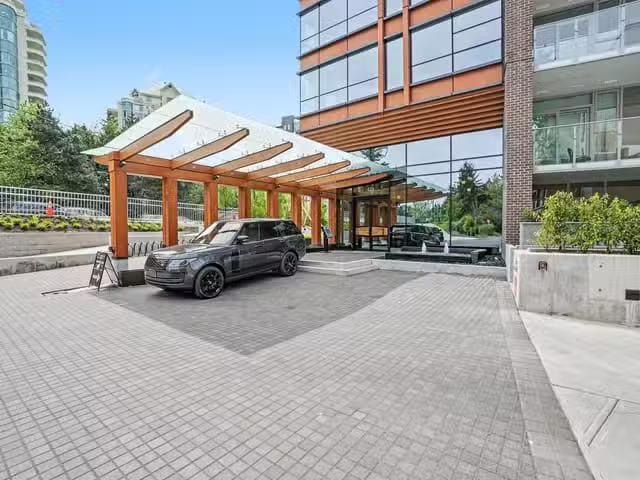 Apartment for sale in West Vancouver, West Vancouver, th Stree.
