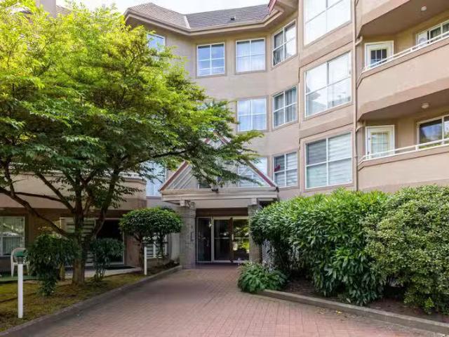 Apartment for sale in West Newton, Surrey, Surrey, a Street, 2.