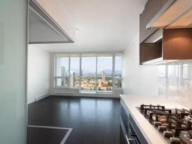 Apartment for sale in Whalley, Surrey, North Surrey, Avenue, 2.