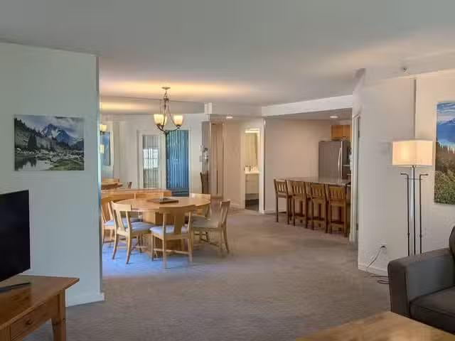 Apartment for sale in Whistler, Whistler, 201wk50 4910 Spearhe.