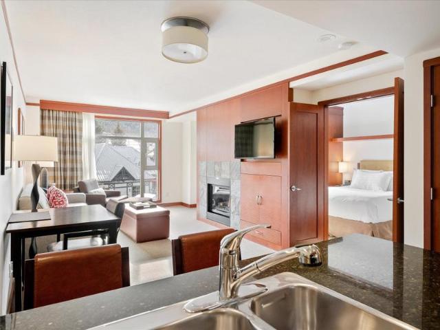 Apartment for sale in Whistler Village, Whistler, Whistler, 44.