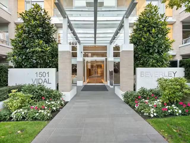 Apartment for sale in White Rock, South Surrey White Rock, 807.