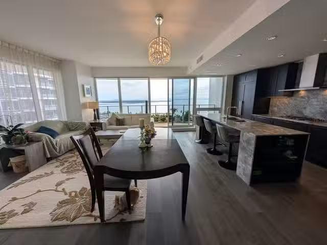 Apartment for sale in White Rock, South Surrey White Rock, 190.