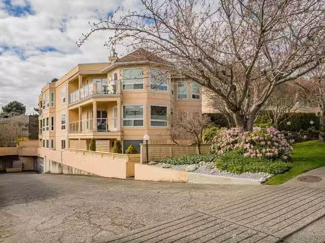 Apartment for sale in White Rock, South Surrey White Rock, 204.
