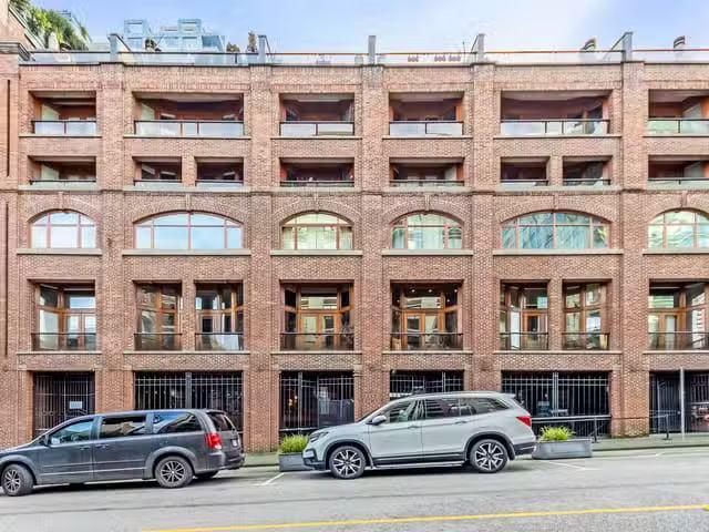Apartment for sale in Vancouver, Vancouver West, Beatty Street.