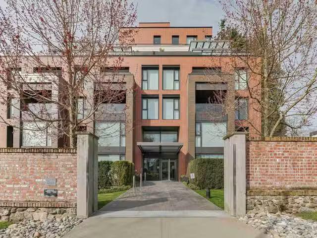 Apartment for sale in Vancouver, Vancouver West, 100 1561 W 57.