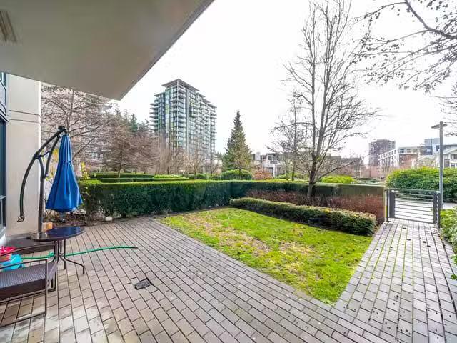 Apartment for sale in Vancouver, Vancouver West, 107 5638 Birn.