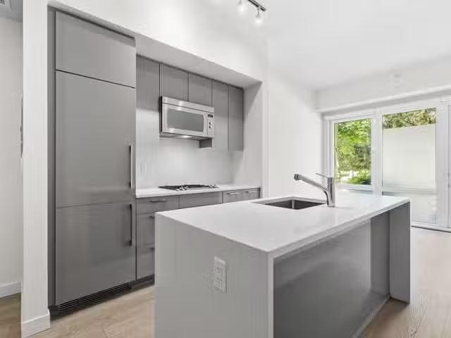 Apartment for sale in Vancouver, Vancouver West, 104 4488 Camb.