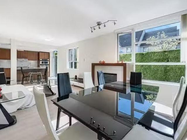 Apartment for sale in Vancouver, Vancouver West, 110 6018 Iona.