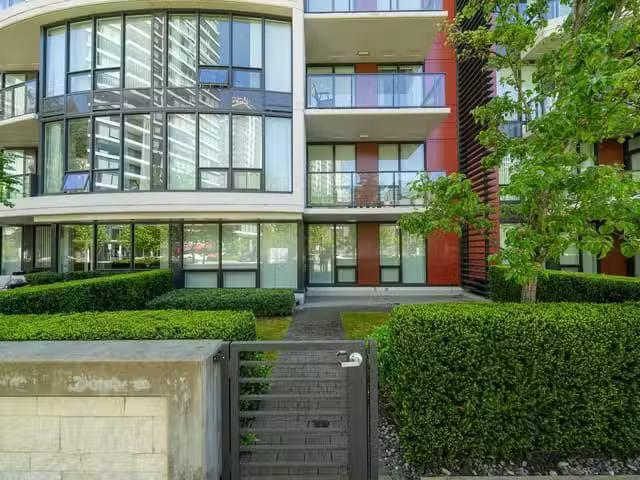 Apartment for sale in Vancouver, Vancouver West, 112 5638 Birn.