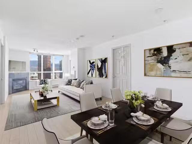 Apartment for sale in Vancouver, Vancouver West, 2705 63 Keefe.