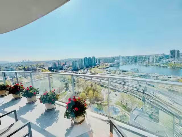 Apartment for sale in Vancouver, Vancouver West, 2901 58 Keefe.