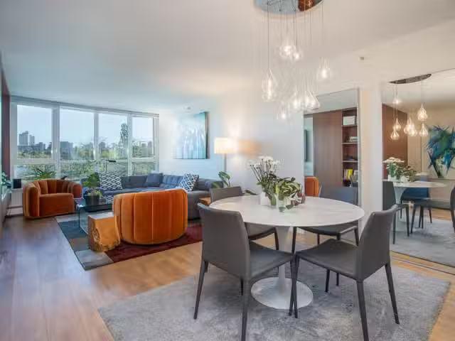 Apartment for sale in Vancouver, Vancouver West, 203 388 Drake.