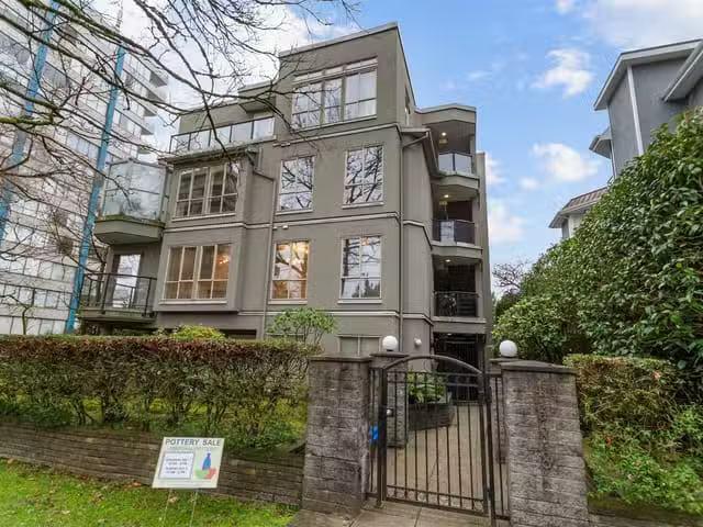 Apartment for sale in Vancouver, Vancouver West, 201 4688 W 10.