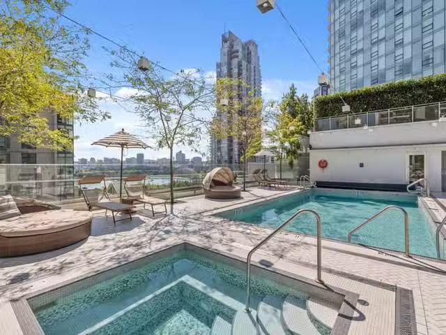 Apartment for sale in Vancouver, Vancouver West, 201 499 Pacif.