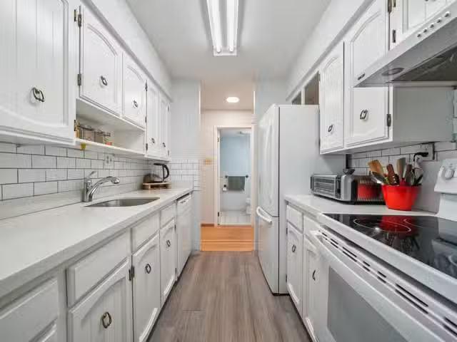 Apartment for sale in Vancouver, Vancouver West, 202 8770 Laur.