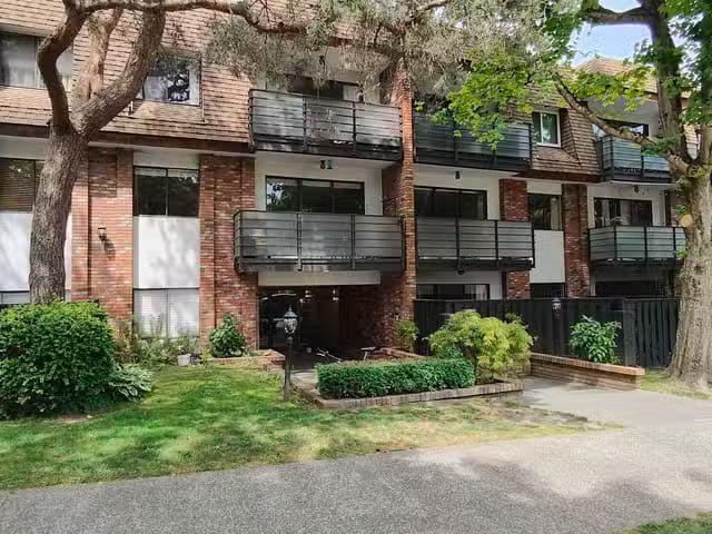 Apartment for sale in Vancouver, Vancouver West, 202 1933 W 5t.