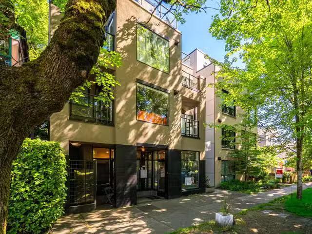 Apartment for sale in Vancouver, Vancouver West, 202 3673 W 11.