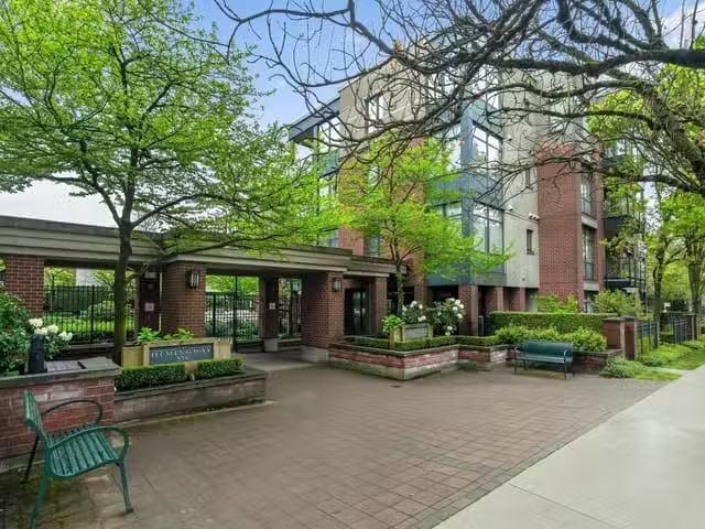 Apartment for sale in Vancouver, Vancouver West, 205 588 W 45t.